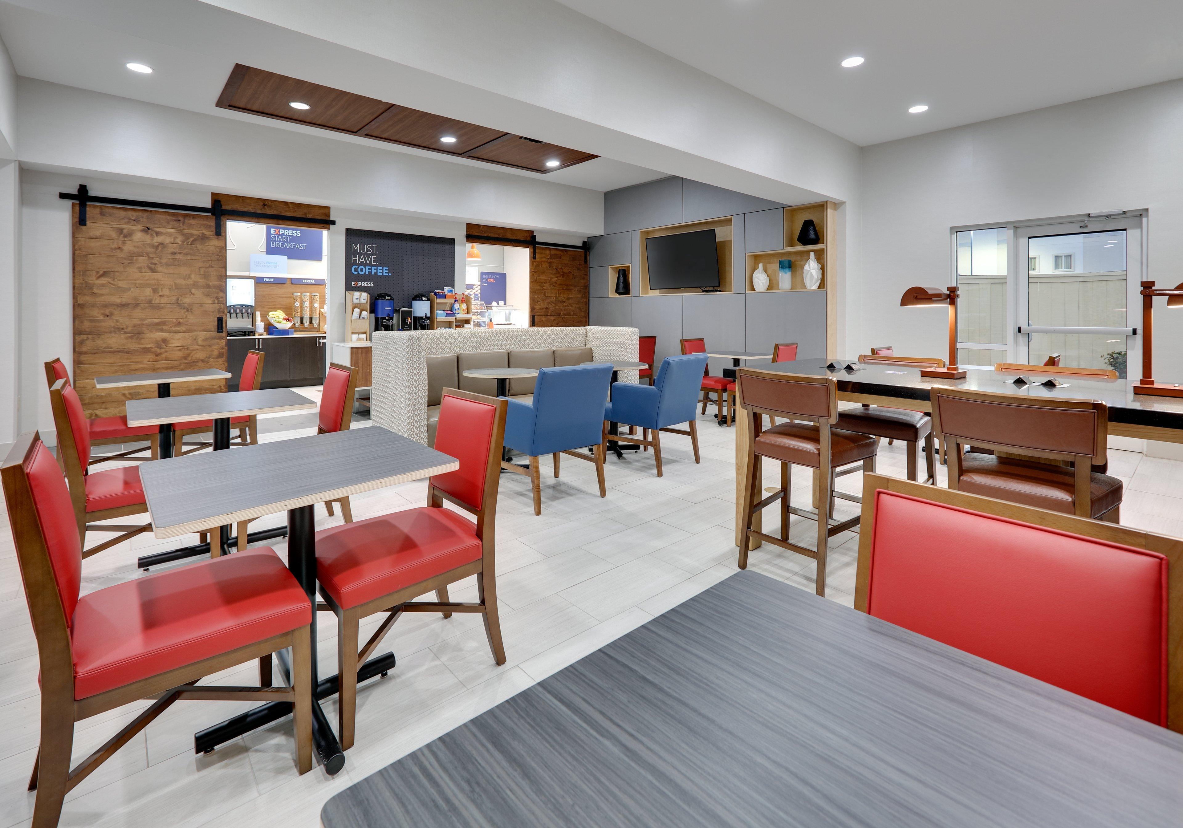 Holiday Inn Express Hotel & Suites Cleburne By Ihg Extérieur photo