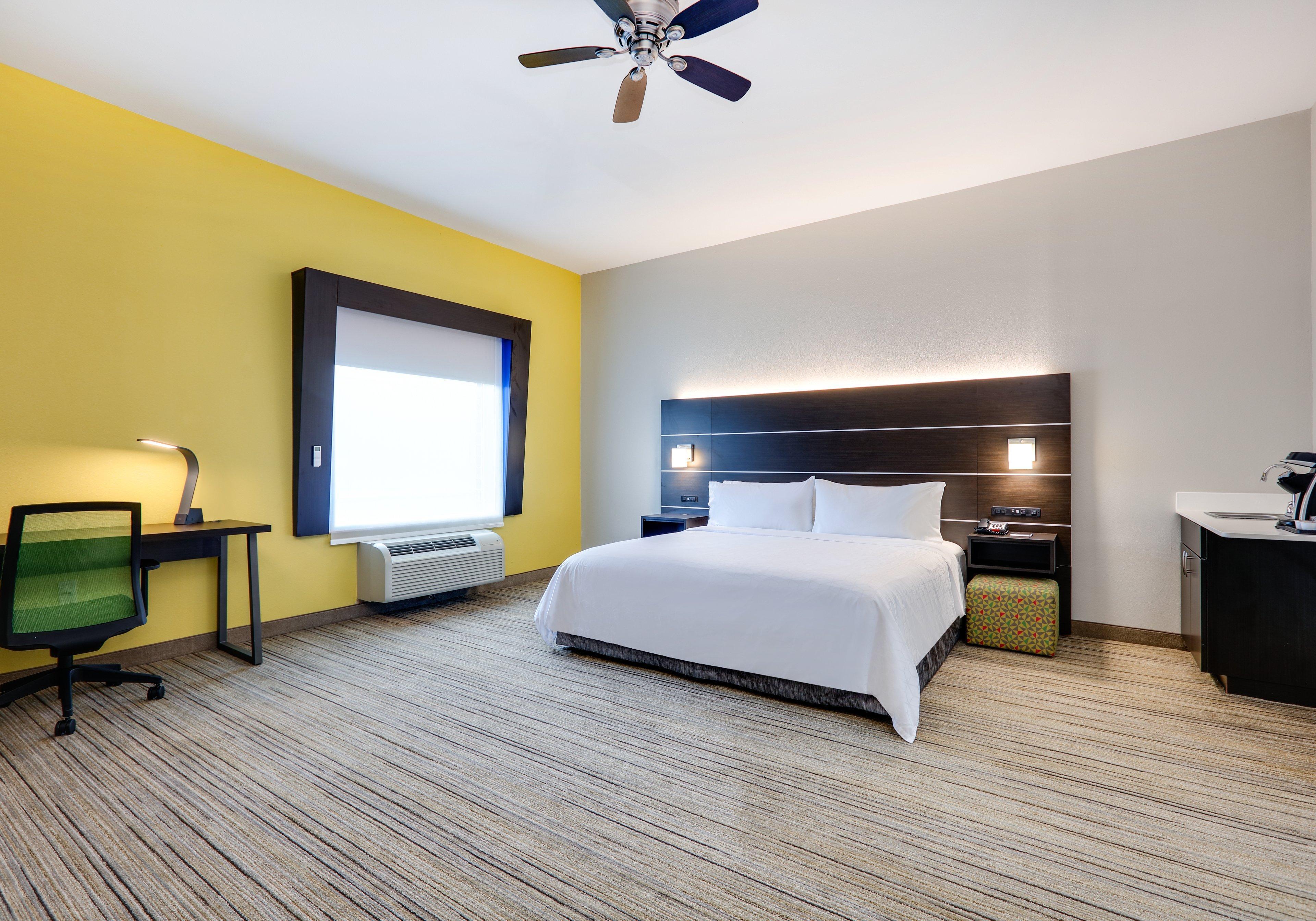 Holiday Inn Express Hotel & Suites Cleburne By Ihg Extérieur photo