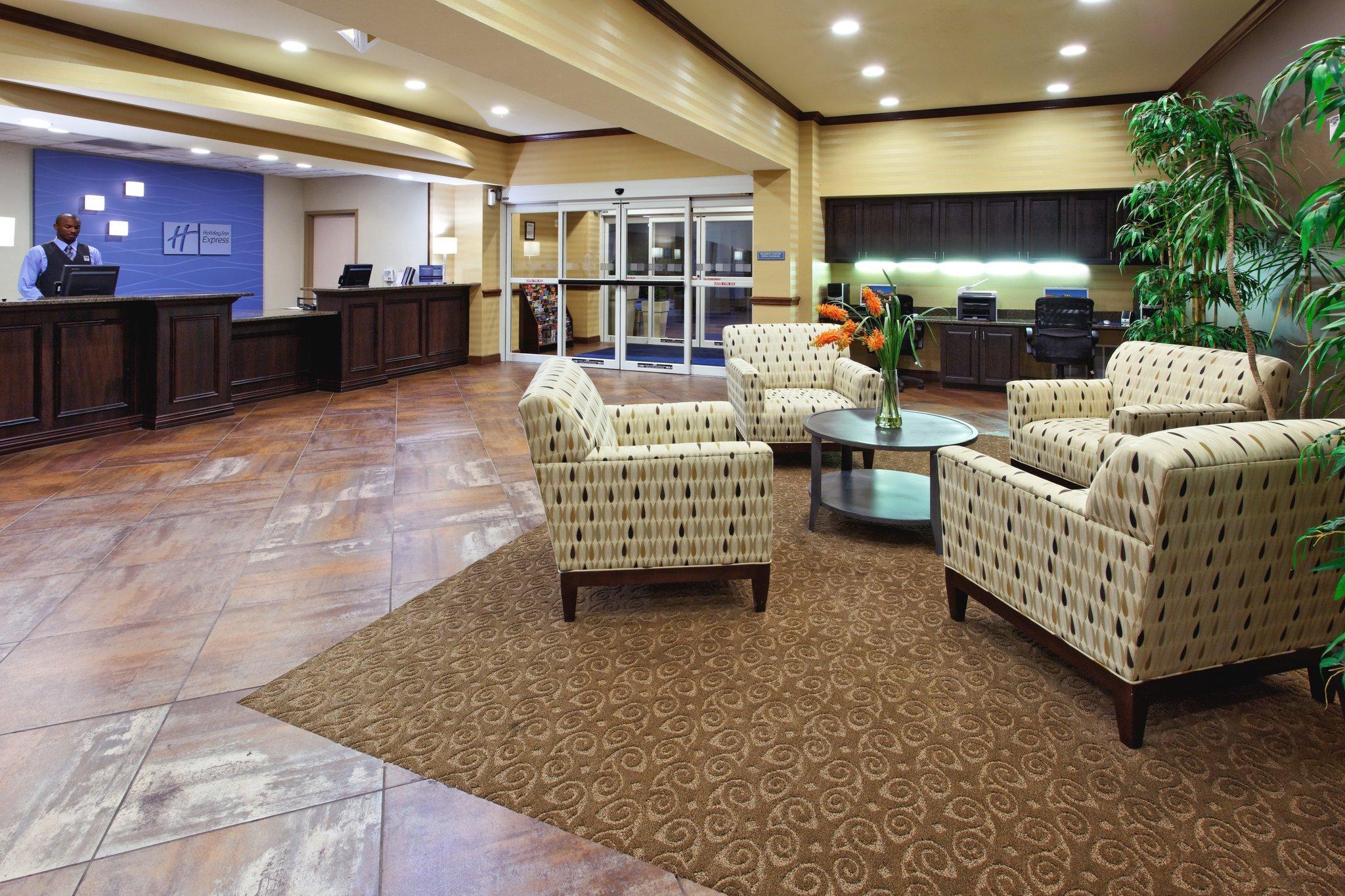 Holiday Inn Express Hotel & Suites Cleburne By Ihg Extérieur photo